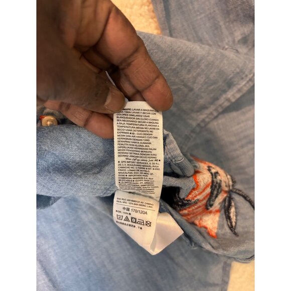 Womens Chambray Embroidered Floral Button-Up Shirt L Old Navy - Picture 7 of 14